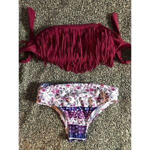NWOT burgundy fringe floral bikini
